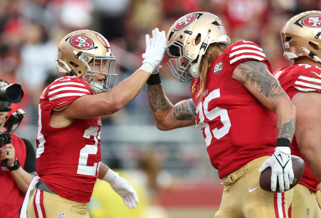 Niners hold off Commanders to stay perfect in NFL