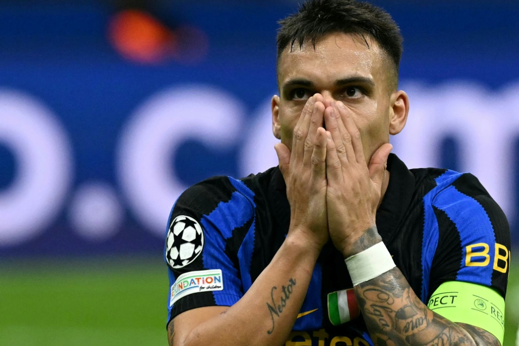 Inter skipper Martinez facing month out with thigh injury