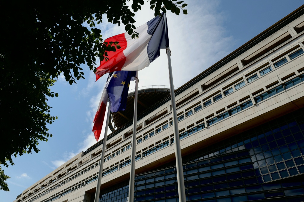 The French finance ministry in Paris, where the government is hoping to push through massive spending cuts to tackle its debt pile — Thomas SAMSON / AFP