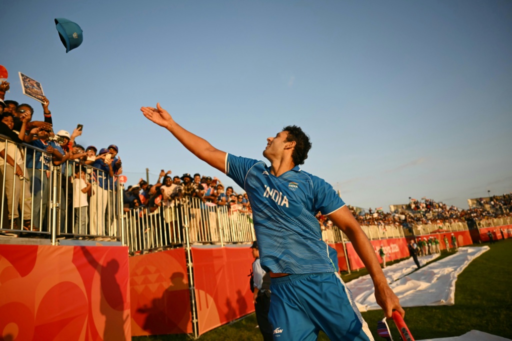 India beat arch-rivals Pakistan to win Asian Games cricket gold
