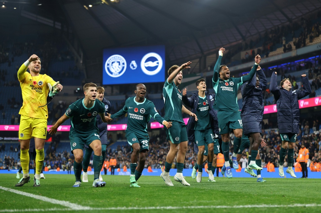 Brighton stun Man City, 10-man Man Utd beaten by Chelsea