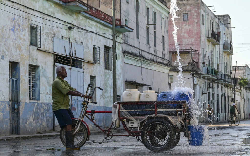 The US energy blockade on Cuba has caused water supplies to falter — YAMIL LAGE / AFP