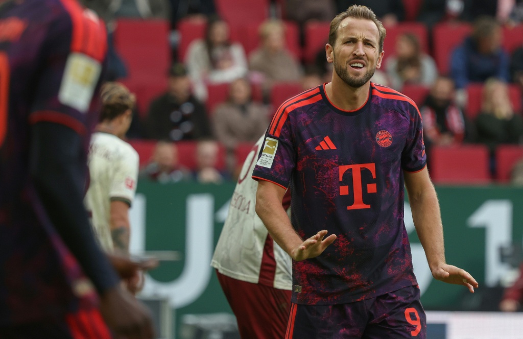 Bayern draw at Augsburg despite conceding fastest-ever Bundesliga goal