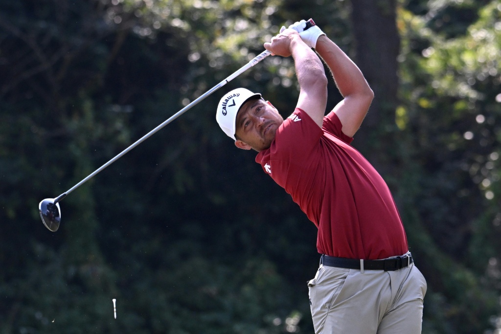 Schauffele closes in on leaders after 'weird' round in Japan