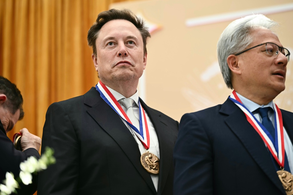 Several very wealthy public figures have already announced their departures from California over its policies, perhaps most notably Elon Musk — Kent NISHIMURA / AFP