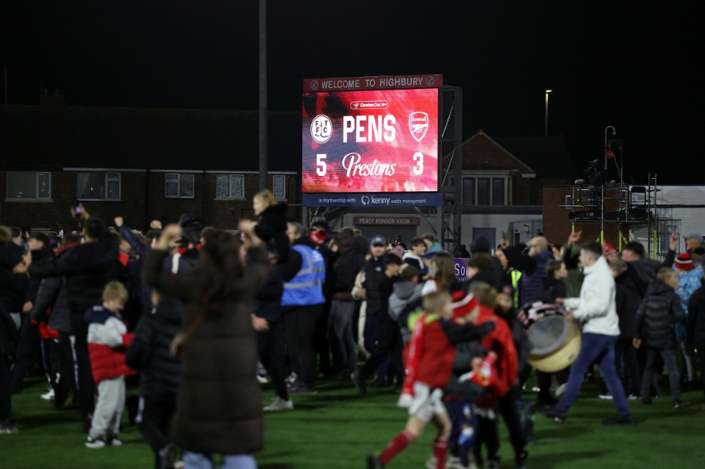 Odegaard urges Arsenal to move on after Fleetwood upset