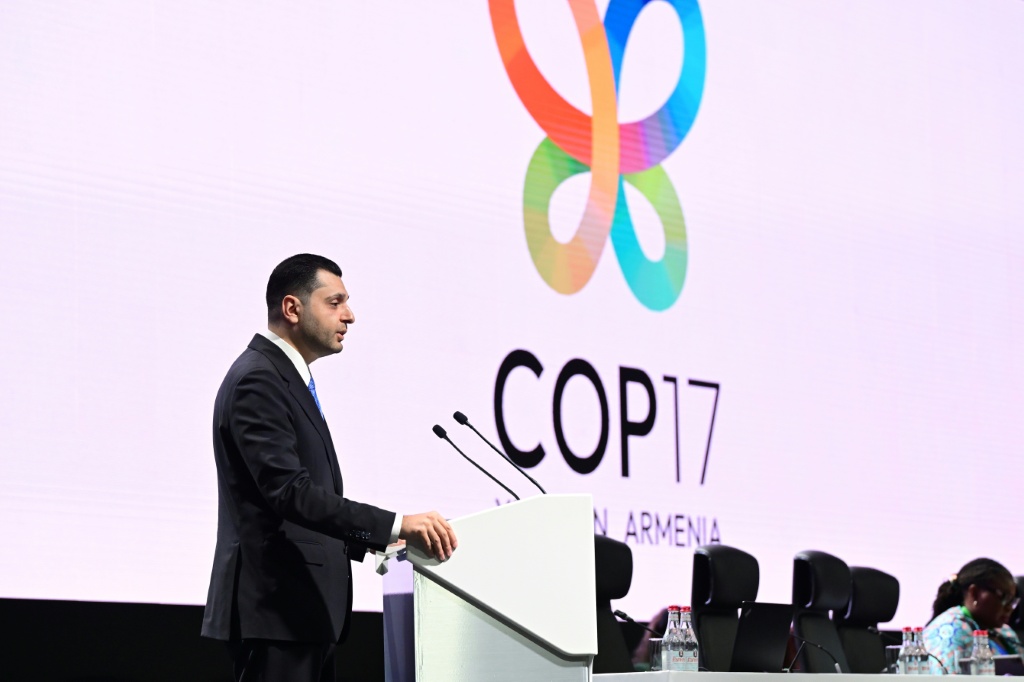 EU pushes for more nations to pay to protect nature