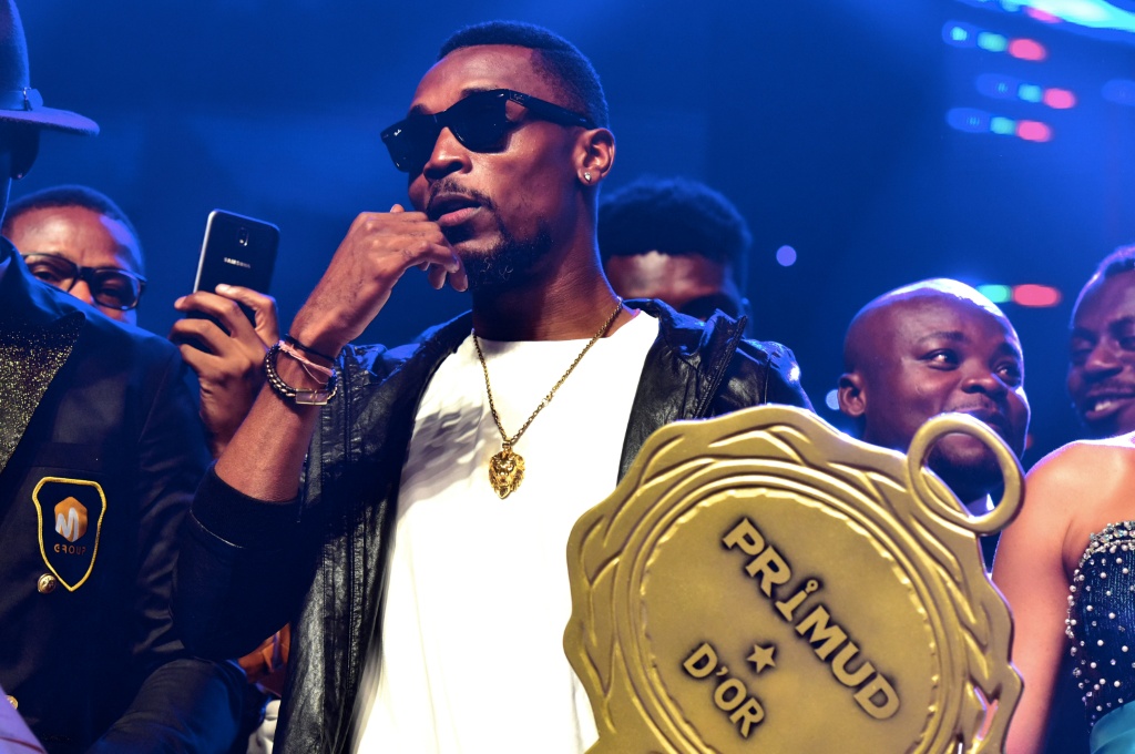 Ivorian singer Serge Beynaud, who performed near the Burkinabe capital Ouagadougou at the end of September — ISSOUF SANOGO / AFP