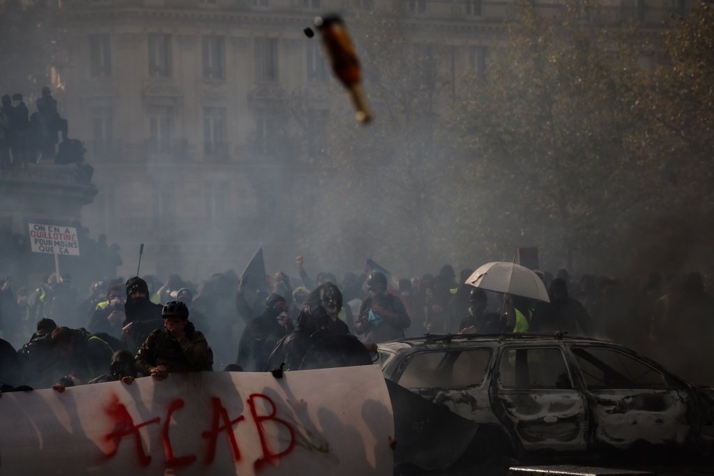 French demonstrations over the high cost of living degenerated into violent clashes — Kiran RIDLEY / AFP