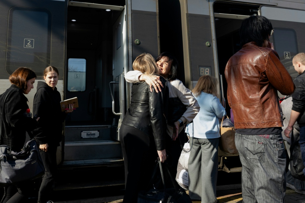 The approaching winter is expected to make train travel more difficult still — Tetiana DZHAFAROVA / AFP