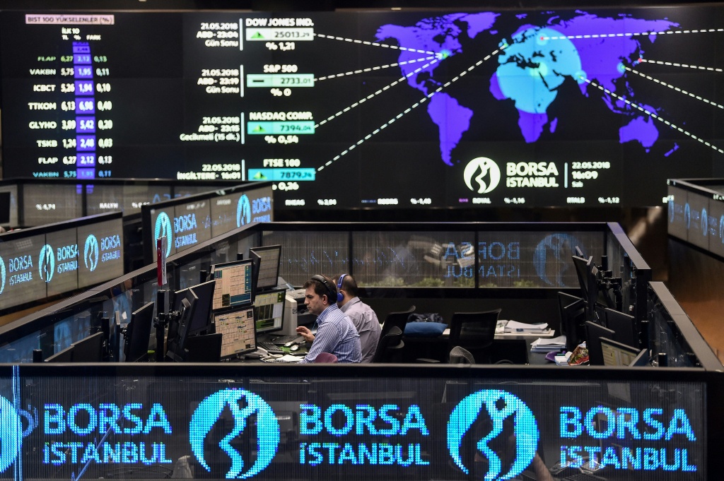 Turkey jails 2 journalists pending trial for fund crisis 'misinformation'