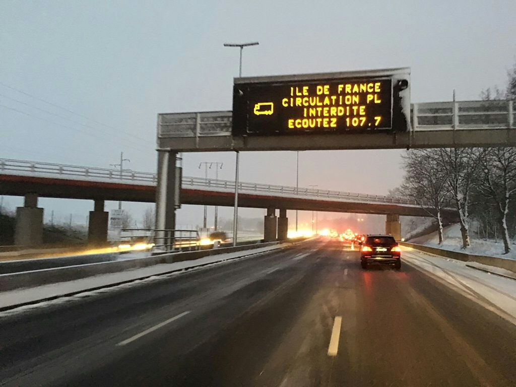Highway robbery: France arrests vehicle-hopping thieves