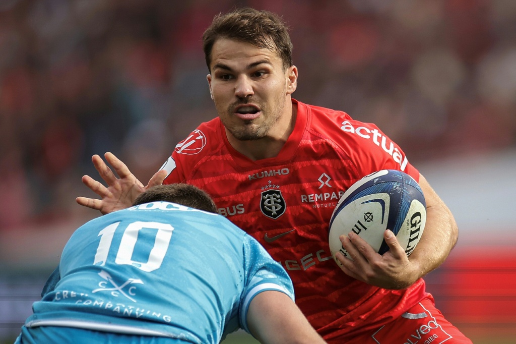 Antoine Dupont helped Toulouse to victory over Exeter in the Champions Cup — Valentine CHAPUIS / AFP