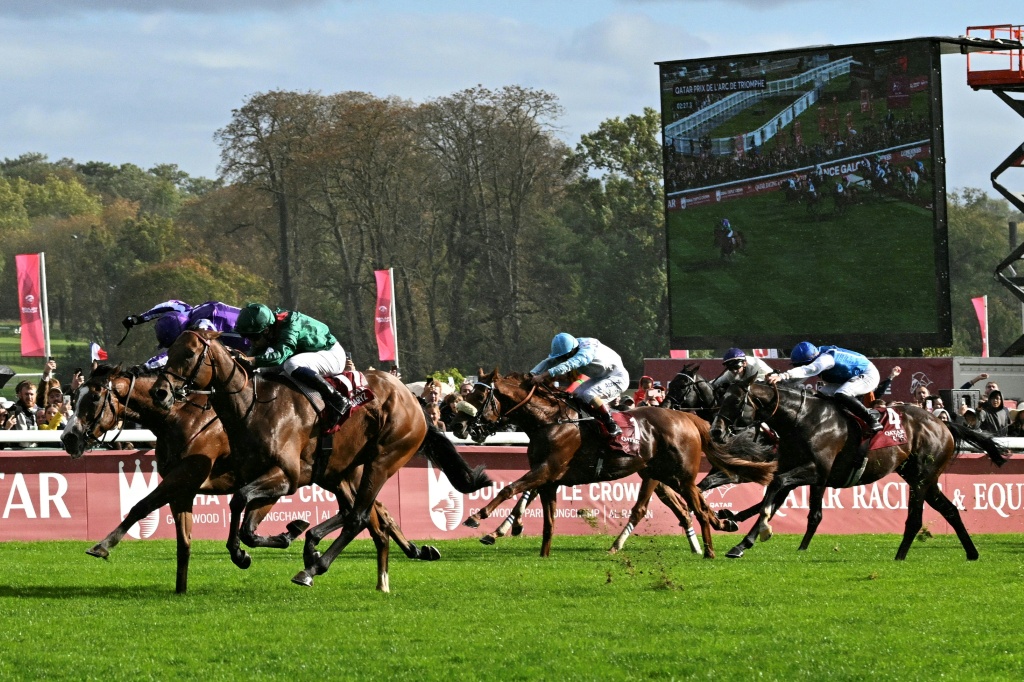 Daryz seeks to join exclusive club of dual Arc winners