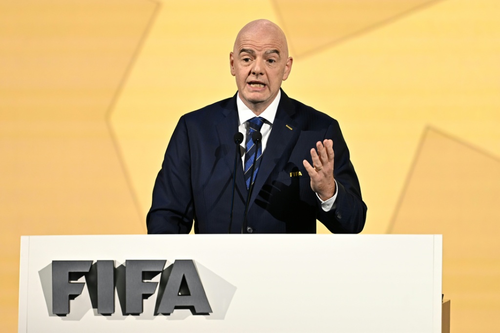 FIFA to offer members $6.35-billion development fund windfall