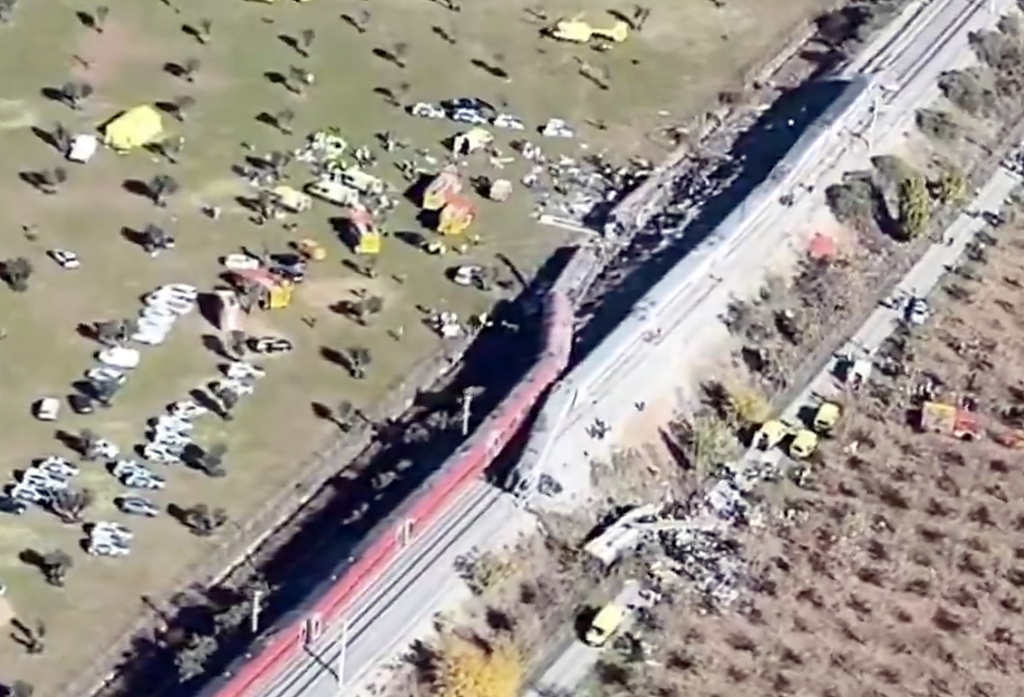 Spain high-speed train collision kills 64, injures over 100