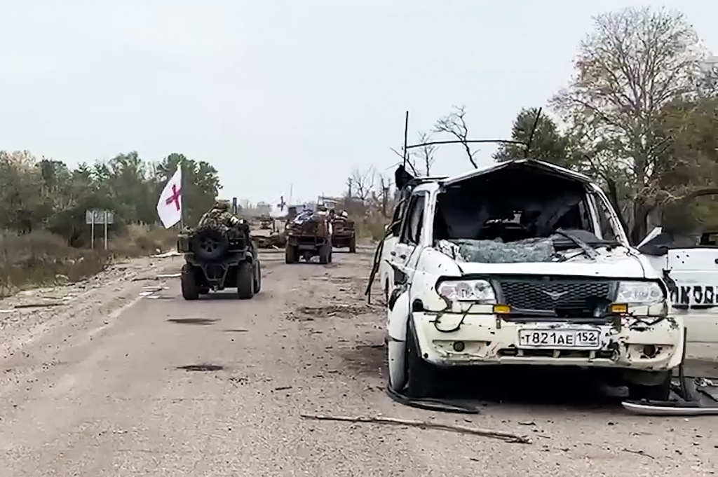 The fragile ceasefire between Ukraine and Russia in the devastated city of Oleshky has held so far — Handout / AFP