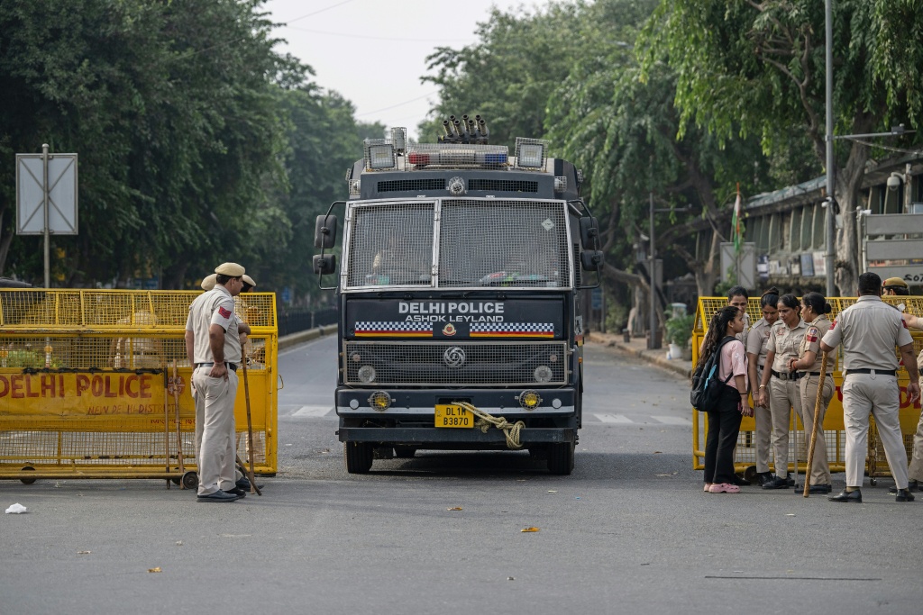 India releases 'cockroach' leaders as movement calls for more protests