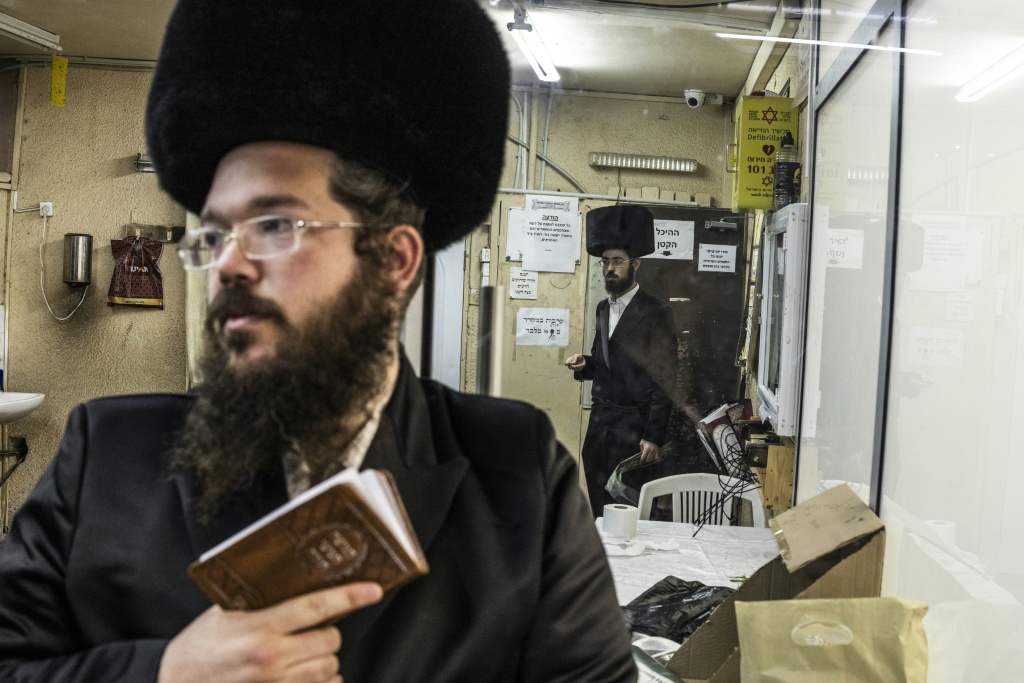 Ahead of Israel vote, desert town becomes frontline against ultra-Orthodox expansion