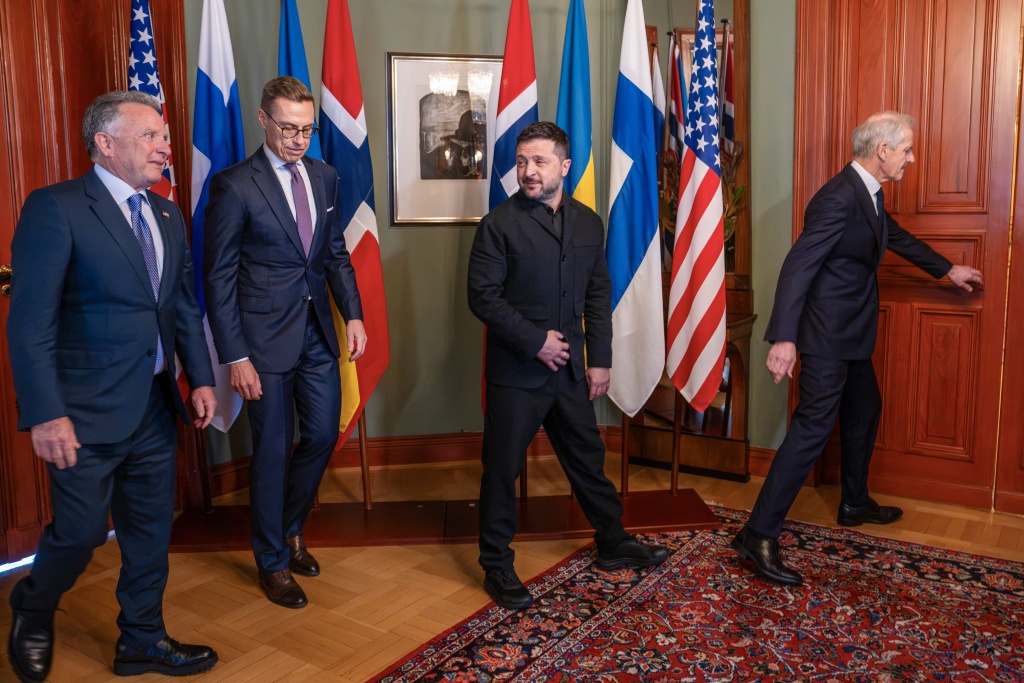 US envoy to meet Putin after 'positive' talks with Zelensky