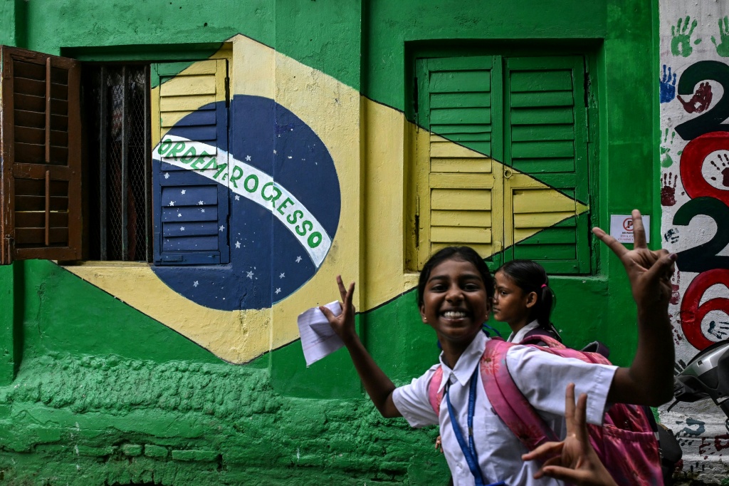 Split loyalties for Indian football fans at Brazil friendly