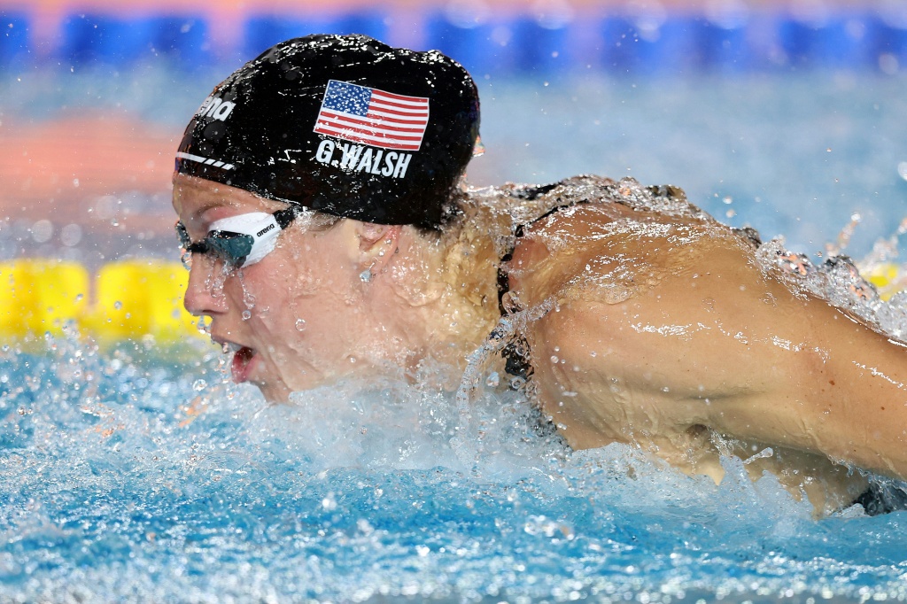 Walsh breaks her own 50 free world short course record