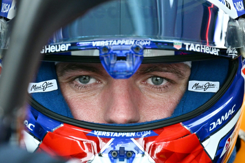 Red Bull's Verstappen takes pole position for Singapore GP sprint race