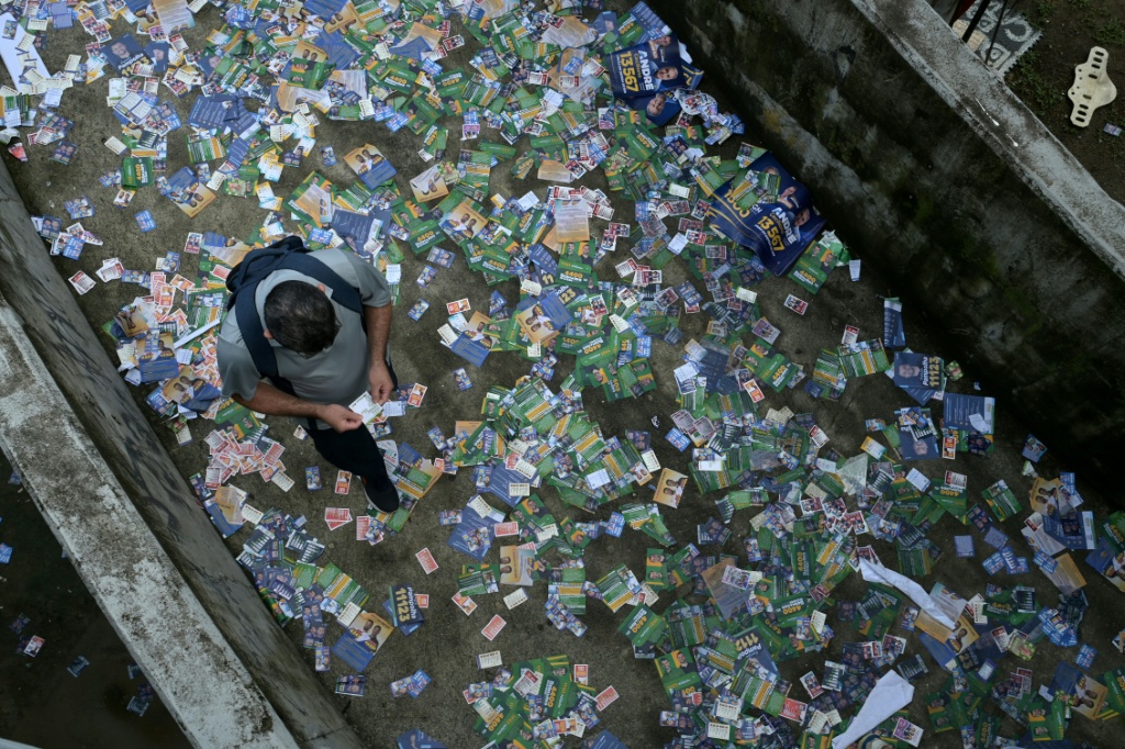 Rio favela residents vote with little hope