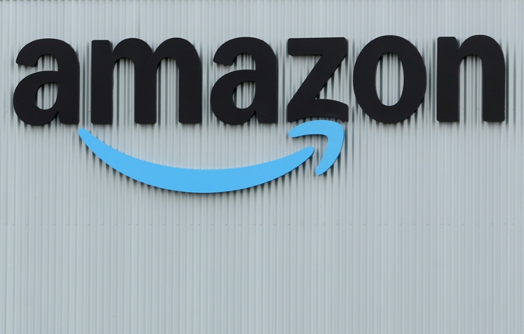 Amazon cloud business accelerates but shares drop on profit miss