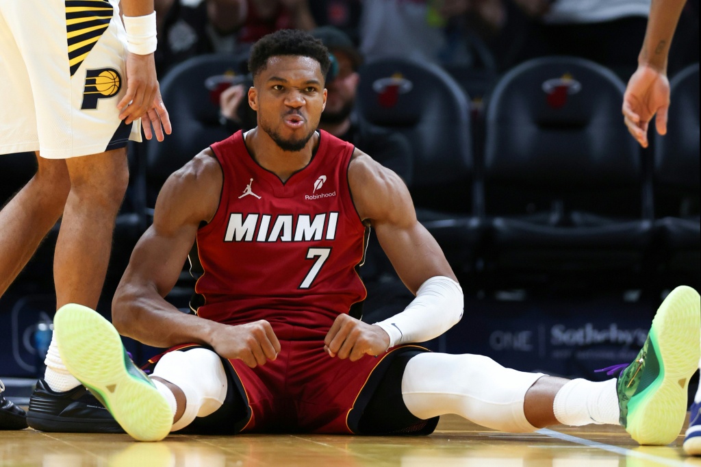Miami's Giannis Antetokounmpo takes a breather in the Heat's NBA Cup group stage win over the Indiana Pacers — Megan Briggs