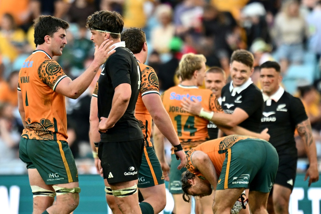 Wallabies coach Kiss calls latest All Blacks humbling 'unacceptable'