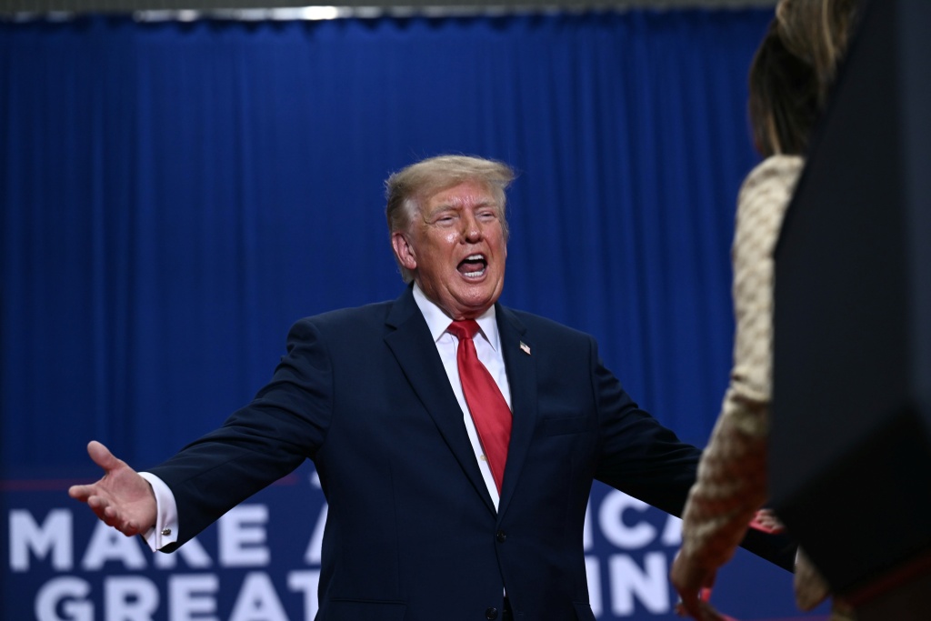 Trump says Canada trade deal coming 'soon'
