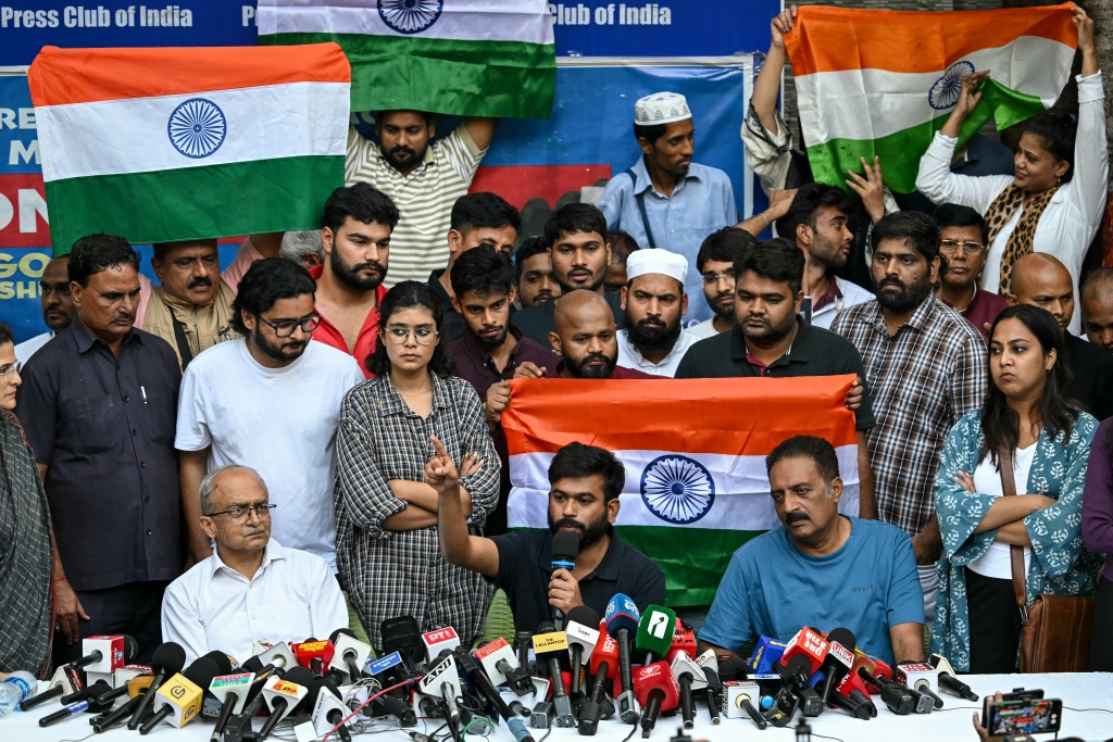 India closes down New Delhi park ahead of 'cockroach' movement rally