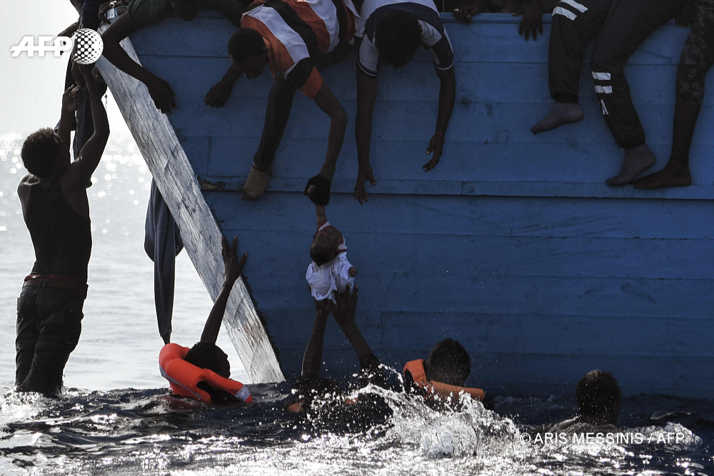 © AFP PHOTO / ARIS MESSINIS