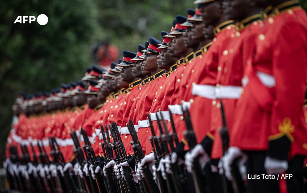 Members of the Kenyan guard of honour