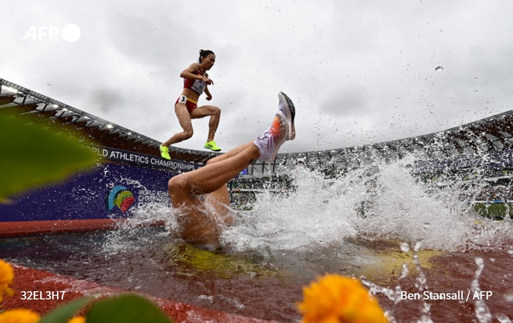 Germany's Lea Meyer competes in the women's 3000m steeplechase heats during the World Athletics Championships at Hayward Field in Eugene, Oregon on July 16, 2022.