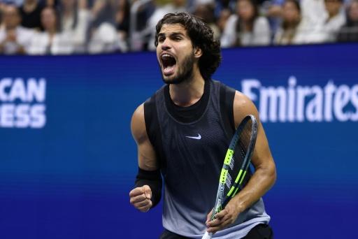 Alcaraz wants end to late-night matches at Grand Slams