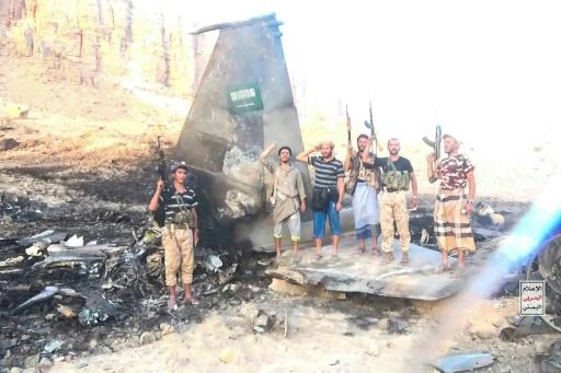 Yemeni forces clash with Houthis near Saudi border