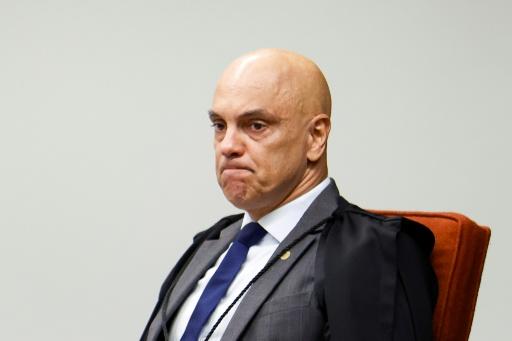 Fachin pede para preservar STF em meio à crise