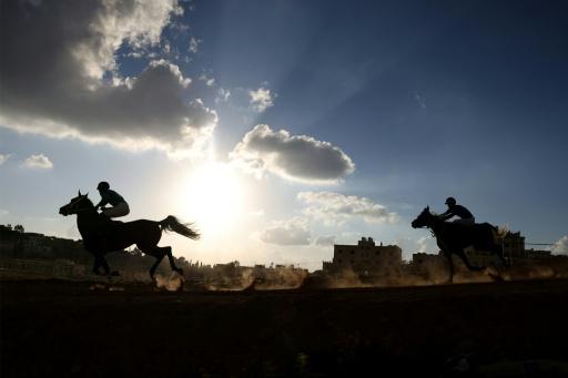 من سباق للخيل في قرية المجد غرب مدينة الخليل في الضفة الغربية الواقعة تحت الاحتلال الإسرائيلي، في 18 أيلول/سبتمبر 2026 — حازم بدر