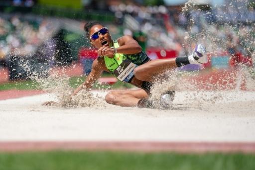 Davis-Woodhall es duda para Ultimate Championships por accidente de tráfico