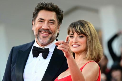 Los actores españoles Javier Bardem y Penélope Cruz en la alfombra roja de la Mostra de Venecia, el 8 de septiembre de 2026 — Stefano Rellandini / AFP
