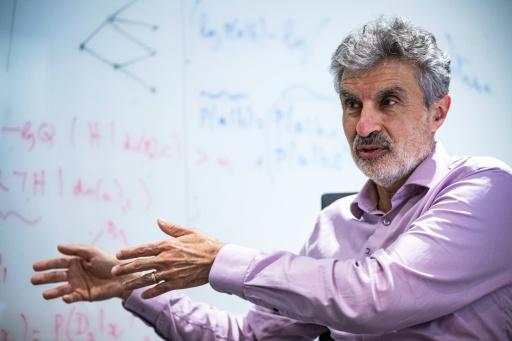'We're losing control,' AI pioneer Yoshua Bengio tells AFP