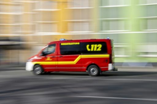 Auto rutscht von Hebebühne: Tödlicher Arbeitsunfall in Baden-Württemberg