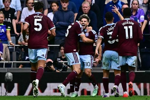 Aston Villa estrena su casillero de victorias a costa de un Tottenham en descenso