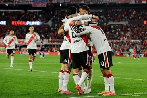 El River de Ponzio vuelve a ganar, gustar y golear en el Monumental