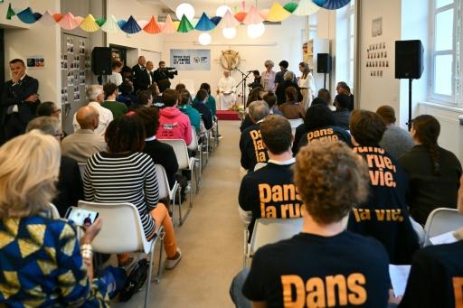 The pope visited Maison Bakhita, an association supporting migrants and refugees — Alberto PIZZOLI / AFP