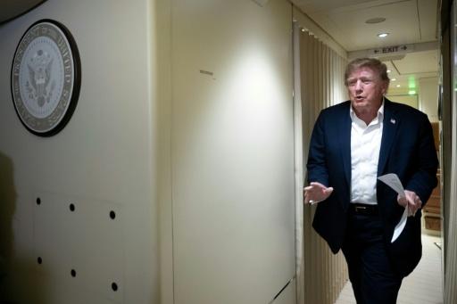 Trump chama de "farsa" alertas sobre ameaça da IA à humanidade