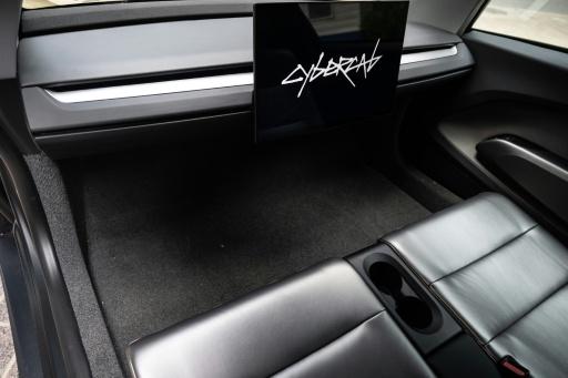 L'habitacle du Cybercab de Tesla, à Austin (Texas) le 3 septembre 2026 — RONALDO SCHEMIDT / AFP