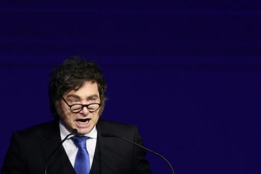Medios argentinos advierten por la multiplicación de insultos de Milei a la prensa